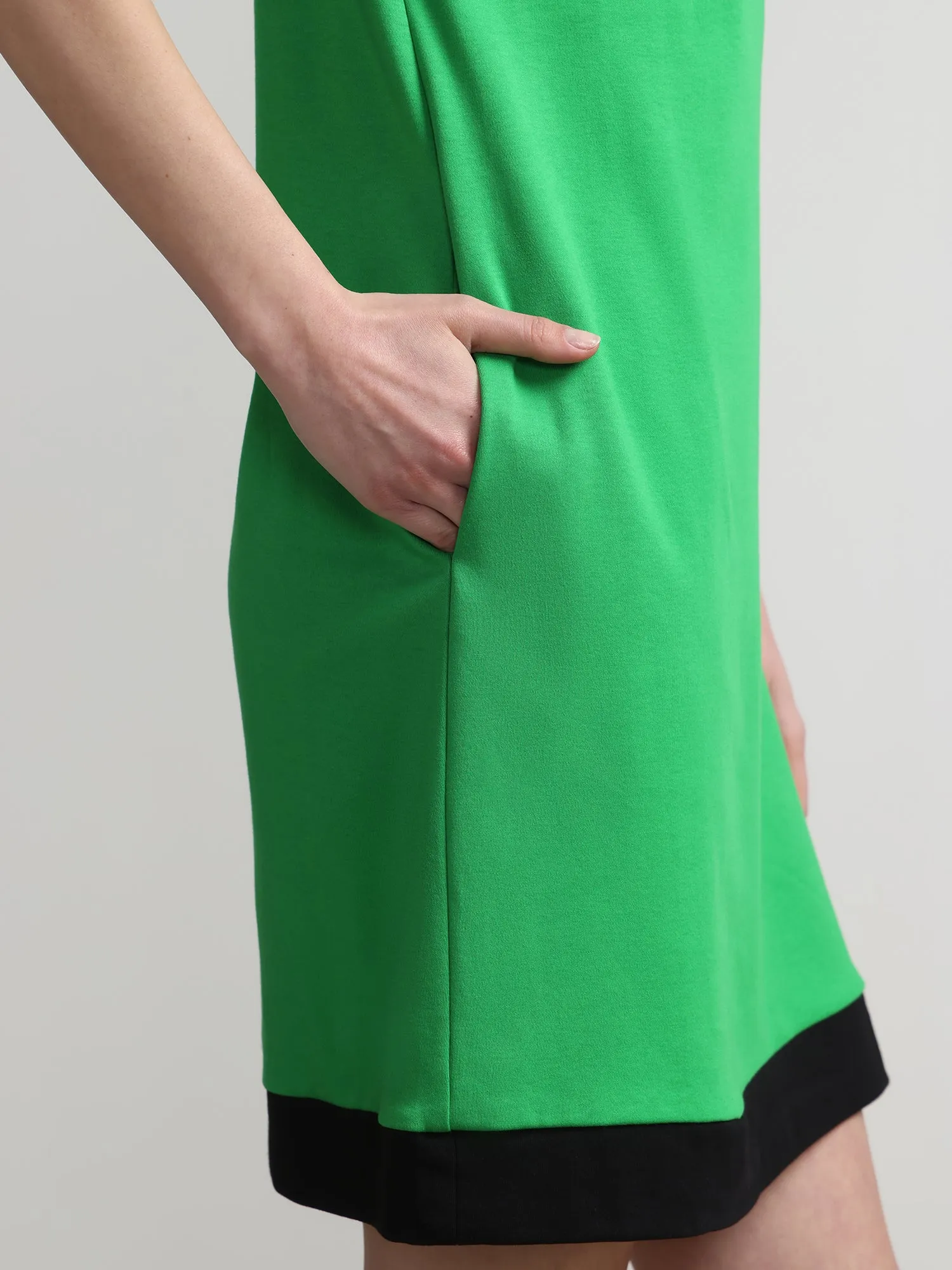 Colorblock-Trim T-Shirt Shift Dress - City Knits