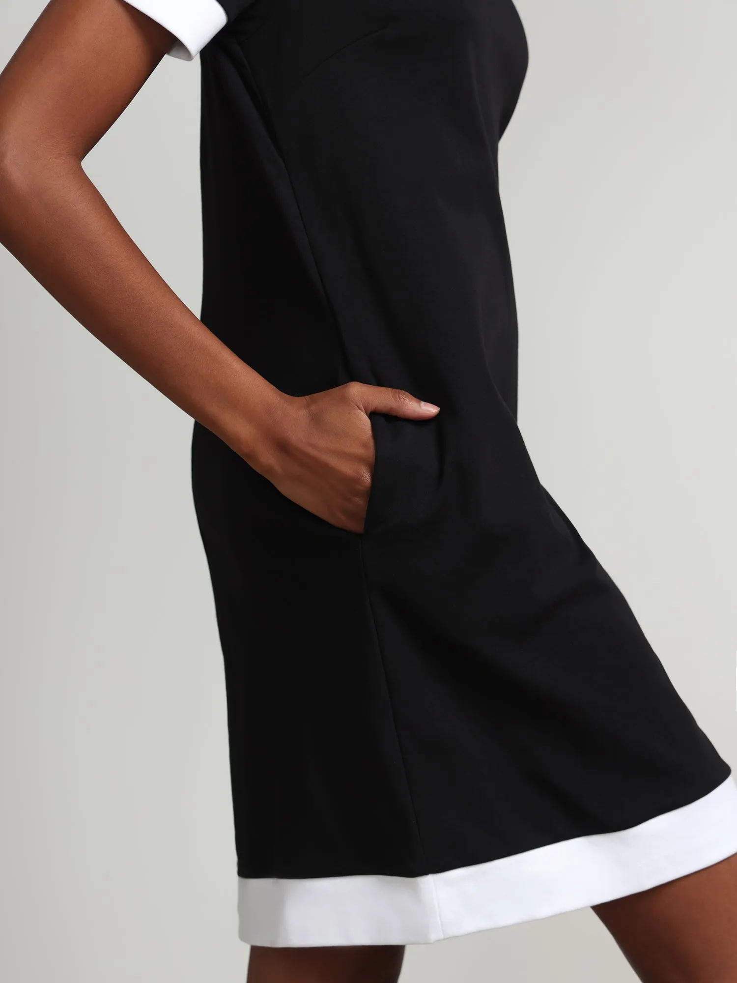 Colorblock-Trim T-Shirt Shift Dress - City Knits