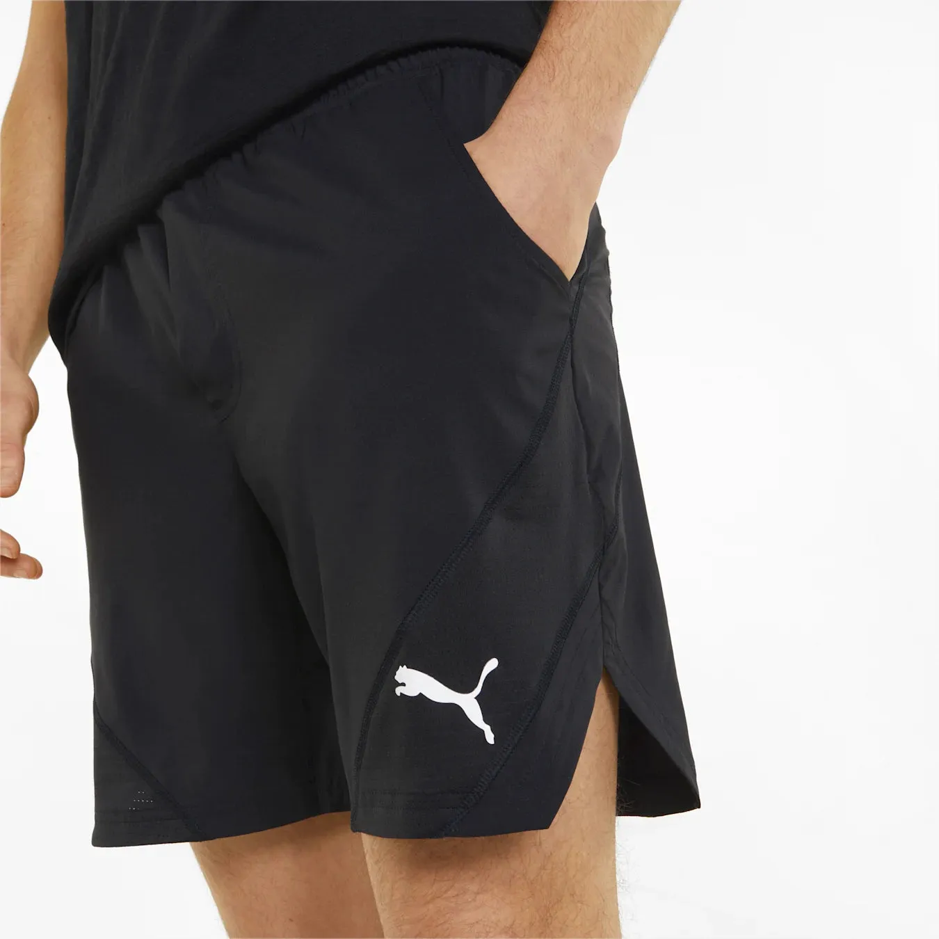 Puma Men Vent Woven 7"Training Shorts