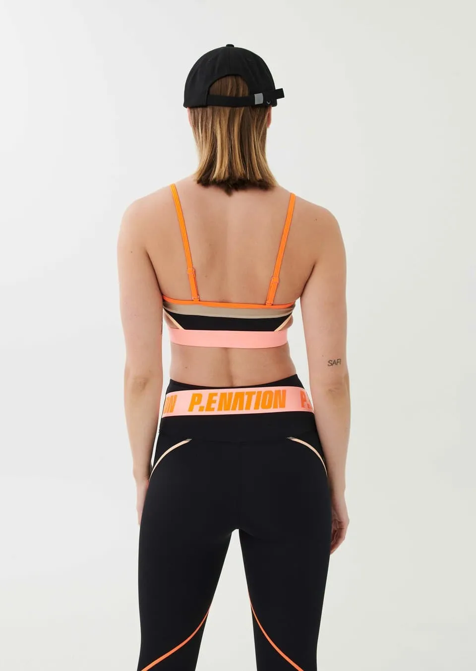 SCOREBOARD SPORTS BRA IN BLACK