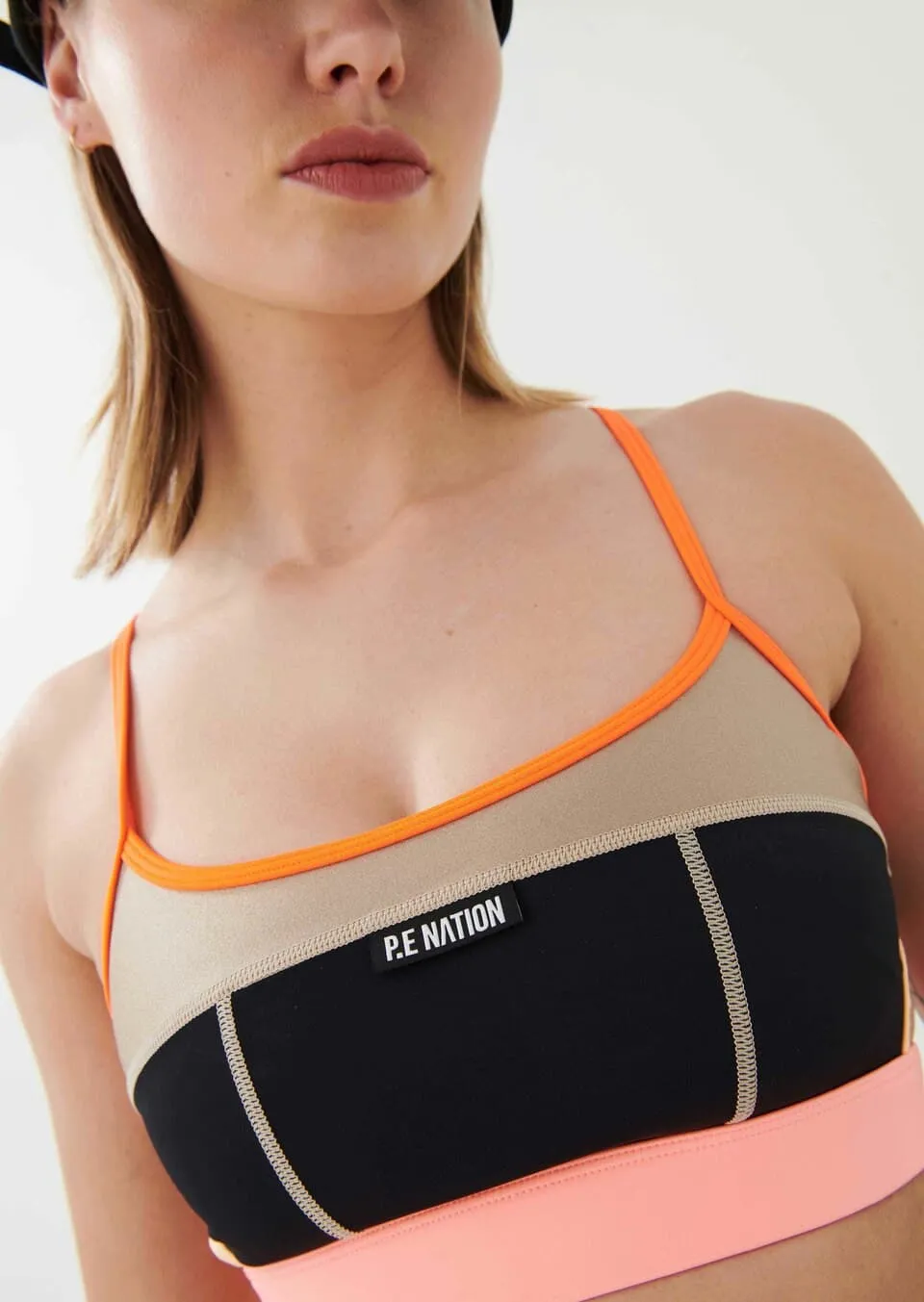 SCOREBOARD SPORTS BRA IN BLACK